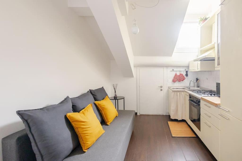 Sky-View Flat In Milan Daire Dış mekan fotoğraf