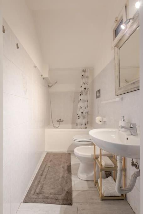 Sky-View Flat In Milan Daire Dış mekan fotoğraf