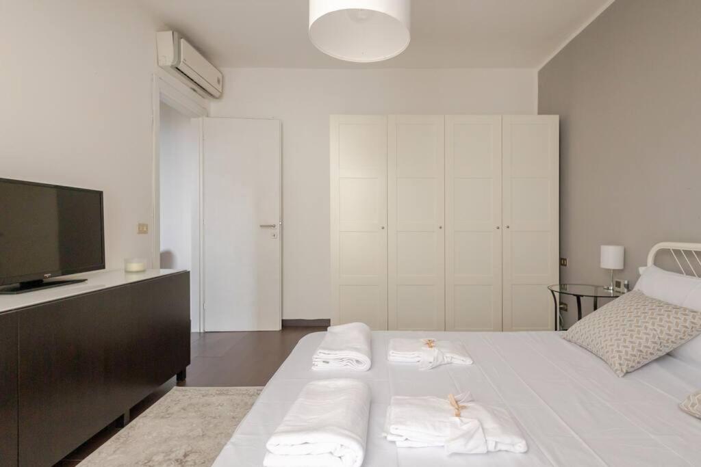 Sky-View Flat In Milan Daire Dış mekan fotoğraf