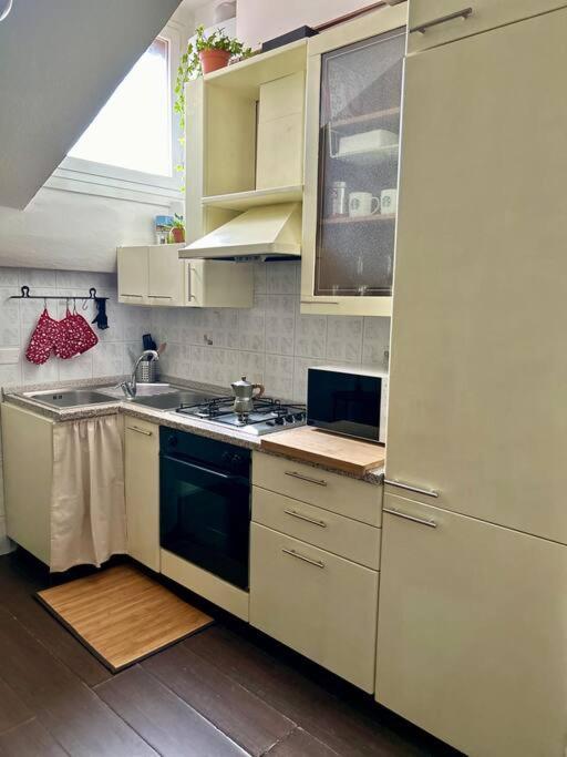Sky-View Flat In Milan Daire Dış mekan fotoğraf